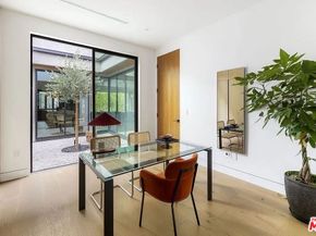 14657 Addison Street, Sherman Oaks CA 91403