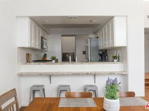 12011 Goshen Avenue 305, Los Angeles CA 90049