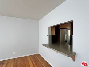 1/2 Dickens Street, Sherman Oaks CA 91403