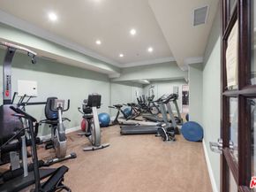 837 Crenshaw Boulevard 301, Los Angeles CA 90005