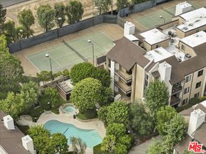 8707 Falmouth Avenue 101, Playa Del Rey CA 90293