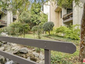 8707 Falmouth Avenue 101, Playa Del Rey CA 90293