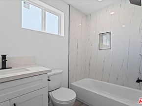 850 W Gage Avenue, Los Angeles CA 90044