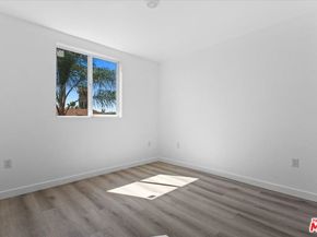 850 W Gage Avenue, Los Angeles CA 90044