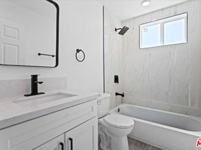 850 W Gage Avenue, Los Angeles CA 90044