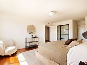 11938 Courtleigh Drive 8, Los Angeles CA 90066