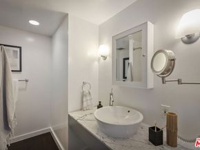 4455 Los Feliz Boulevard 708, Los Angeles CA 90027