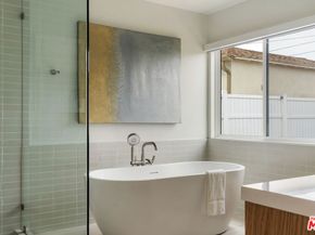 3815 S Cochran Avenue, Los Angeles CA 90008