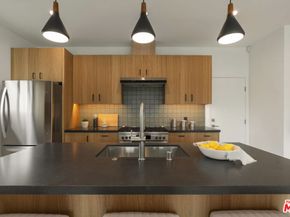 3815 S Cochran Avenue, Los Angeles CA 90008