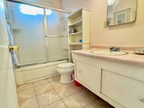 14129 Ragus, La Puente CA 91746