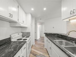 650 The Village 106, Redondo Beach CA 90277