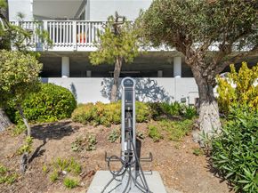 650 The Village 106, Redondo Beach CA 90277