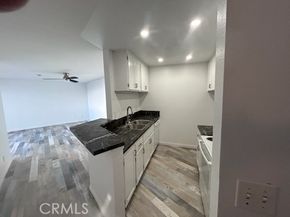 650 The Village 106, Redondo Beach CA 90277