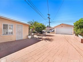 1045 Hyde Park Blvd, Inglewood CA 90302