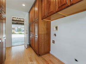 900 Chudleigh Lane, Glendale CA 91207