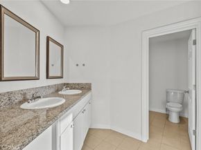 1523 E Windsor Road 209A, Glendale CA 91205
