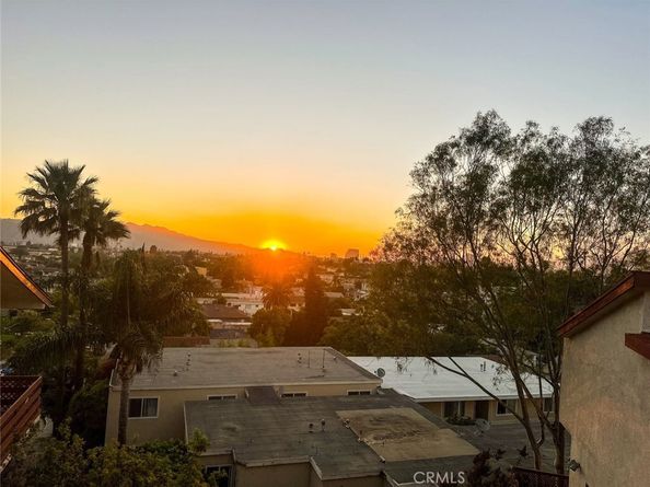 1523 E Windsor Road 209A, Glendale CA 91205