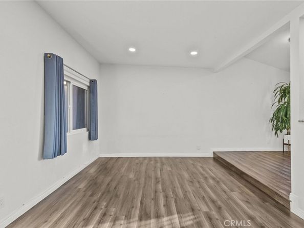 1523 E Windsor Road 209A, Glendale CA 91205