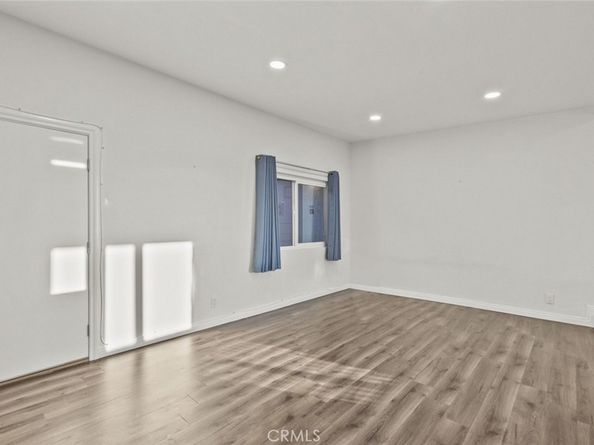 1523 E Windsor Road 209A, Glendale CA 91205