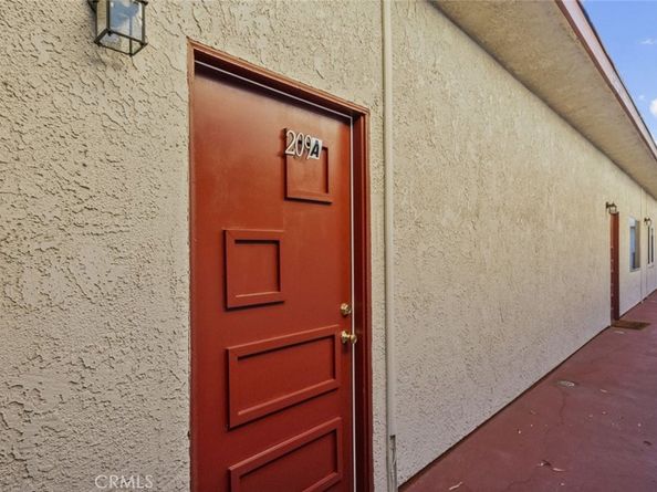 1523 E Windsor Road 209A, Glendale CA 91205