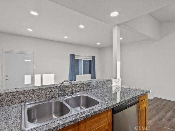 1523 E Windsor Road 209A, Glendale CA 91205