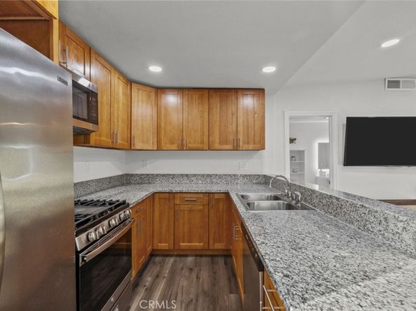 1523 E Windsor Road 209A, Glendale CA 91205