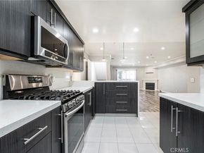 15114 Sherman Way 106, Van Nuys CA 91405