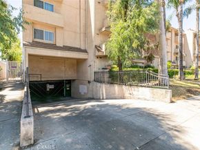 15114 Sherman Way 106, Van Nuys CA 91405