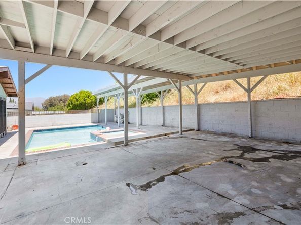 12616 Terra Bella Street, Pacoima CA 91331