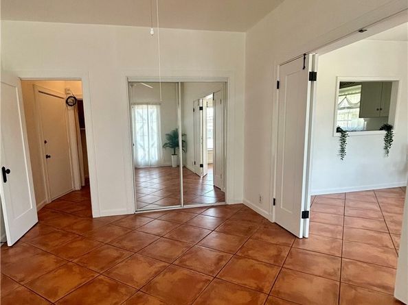2121 James M Wood Boulevard 224, Los Angeles CA 90006