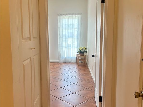 2121 James M Wood Boulevard 224, Los Angeles CA 90006