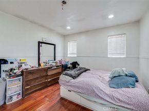 1916 W Avenue 30, Los Angeles CA 90065