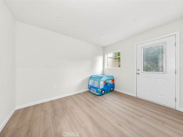 10554 Plainview, Tujunga CA 91042