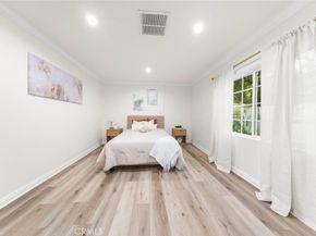 10554 Plainview, Tujunga CA 91042