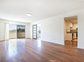 1422 Rock Glen 210, Glendale CA 91205