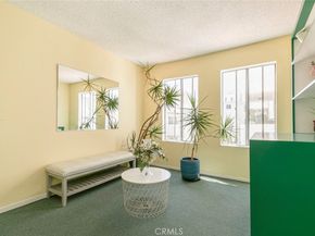 1422 Rock Glen 210, Glendale CA 91205