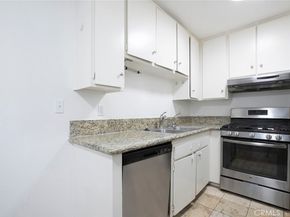 1422 Rock Glen 210, Glendale CA 91205