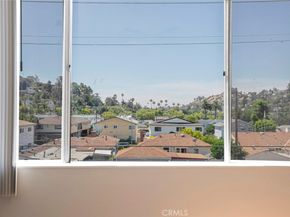 1422 Rock Glen 210, Glendale CA 91205