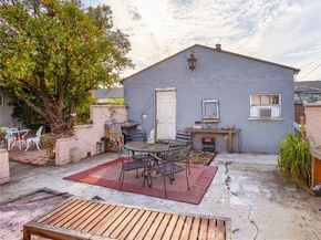 2215 N Brighton Street, Burbank CA 91504