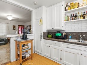 2215 N Brighton Street, Burbank CA 91504