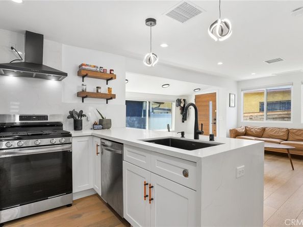 3439 Plata Street, Los Angeles CA 90026