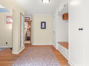 530 S Sparks Street, Burbank CA 91506