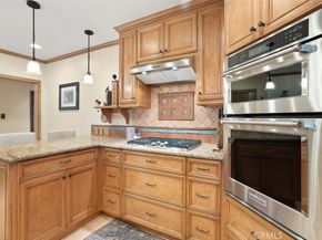 530 S Sparks Street, Burbank CA 91506