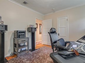 530 S Sparks Street, Burbank CA 91506