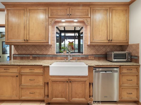 530 S Sparks Street, Burbank CA 91506