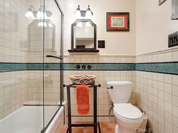 530 S Sparks Street, Burbank CA 91506