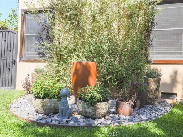 530 S Sparks Street, Burbank CA 91506
