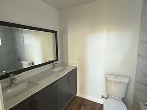 5507 S Manhattan Place, Los Angeles CA 90062