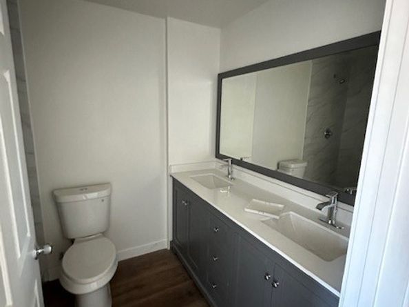 5507 S Manhattan Place, Los Angeles CA 90062