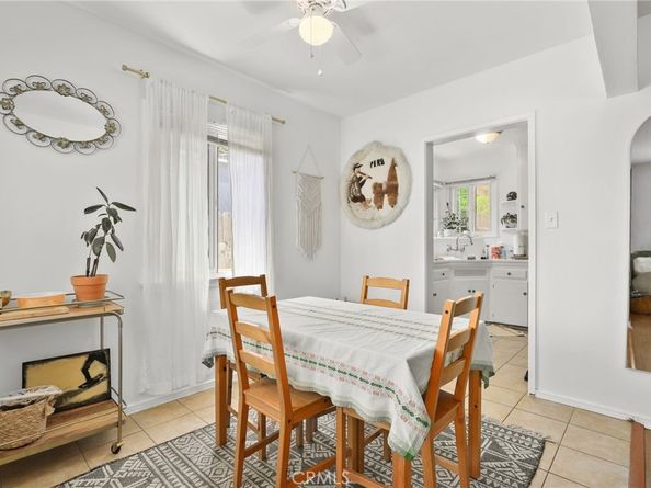 2129 N Pepper Street, Burbank CA 91505